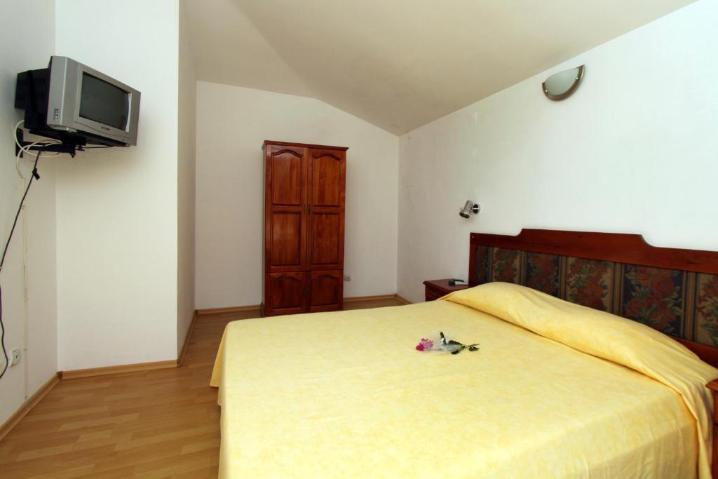 Family Hotel Verona Sozopol Habitación foto