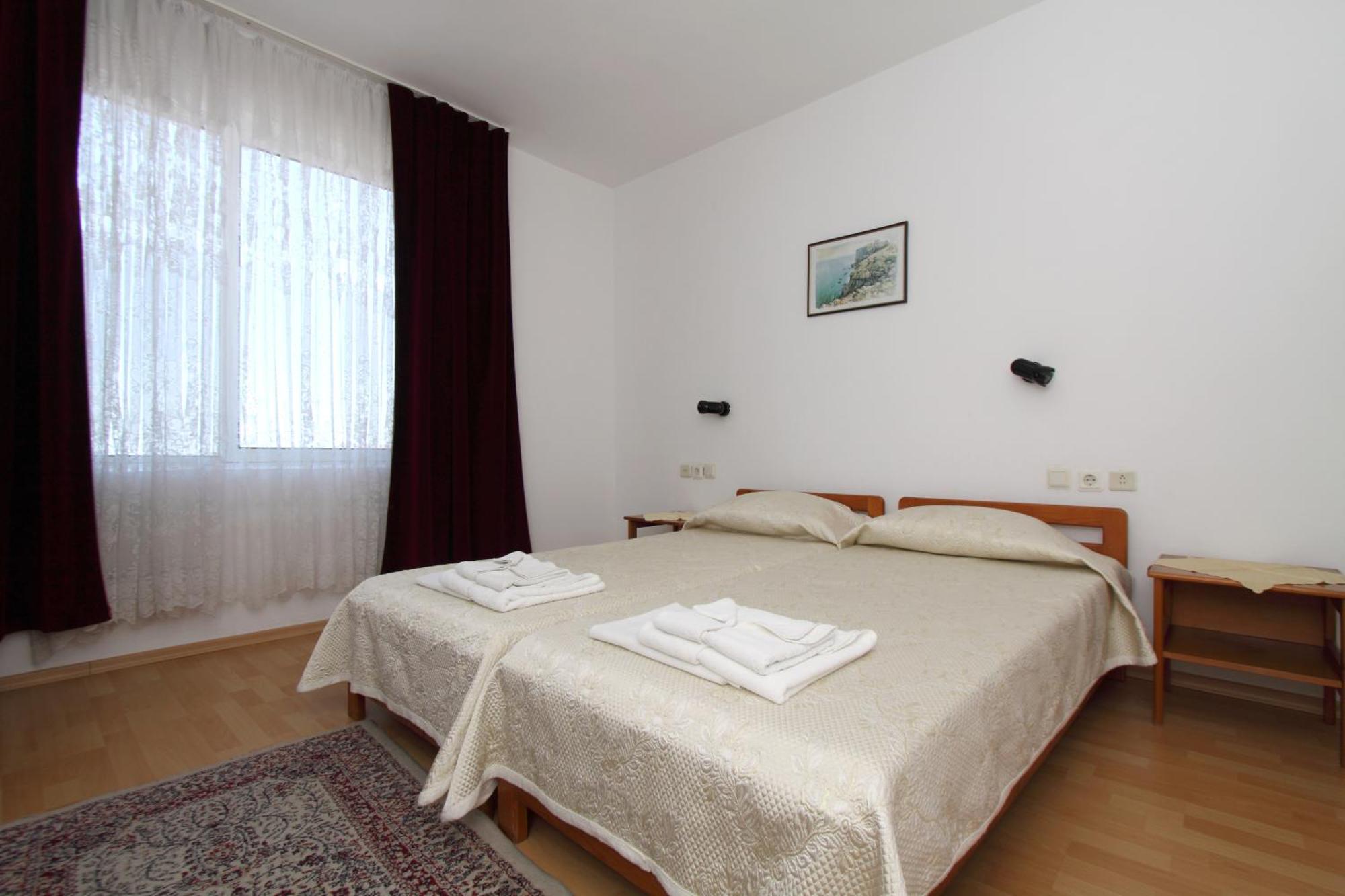Family Hotel Verona Sozopol Exterior foto